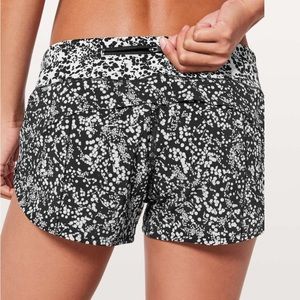 Lululemon Speed Up Short 2.5"